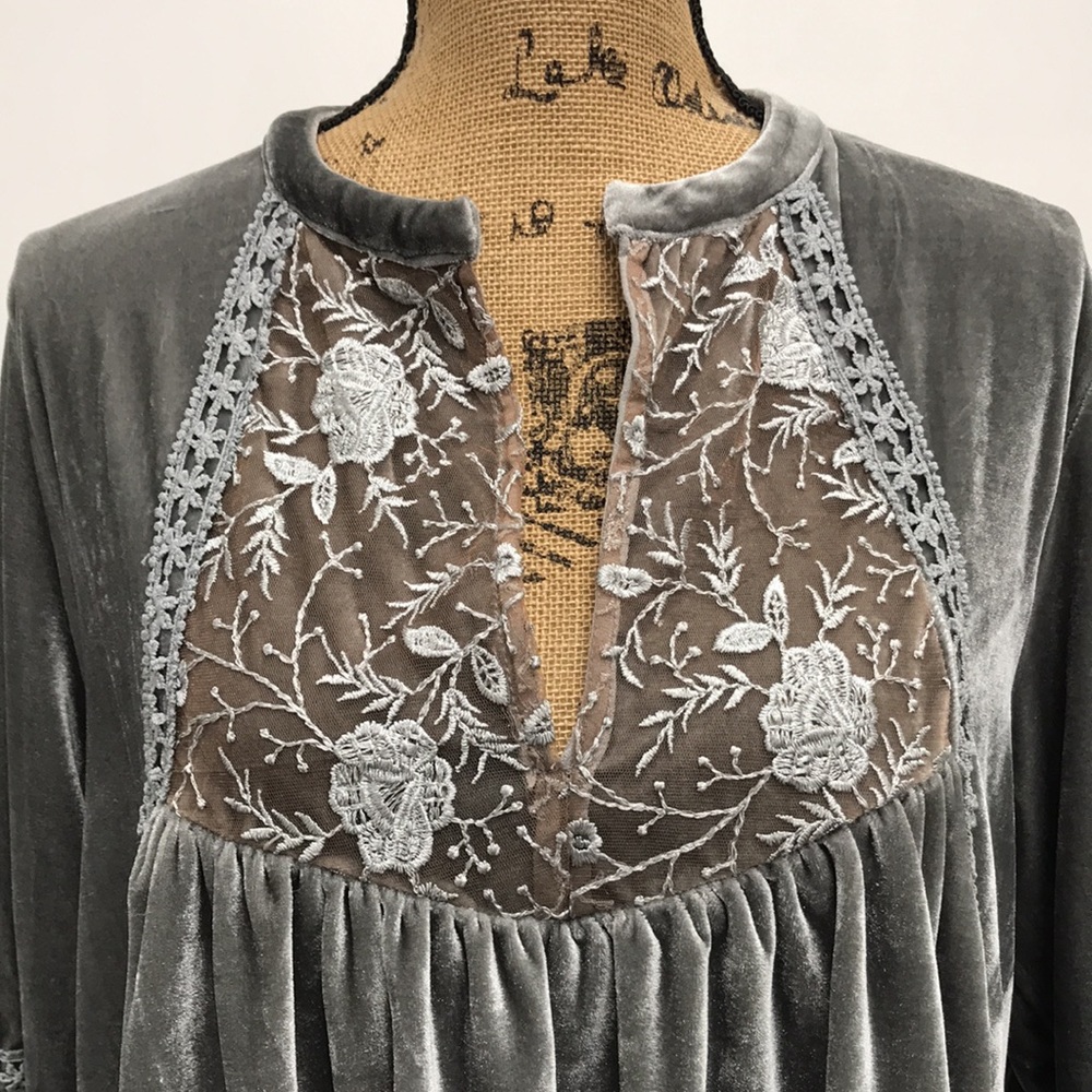 POL Velvet Tunic Blouse with Lace Insets in Gray - Picture 3 of 8
